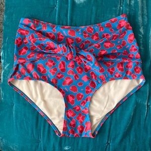 Kortni Jeane Tie-Up-Front Bottoms